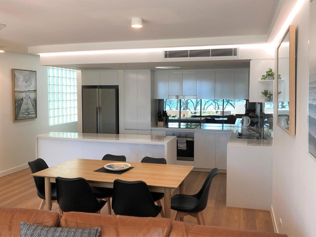 Camargue Beachfront Apartments Maroochydore Kültér fotó
