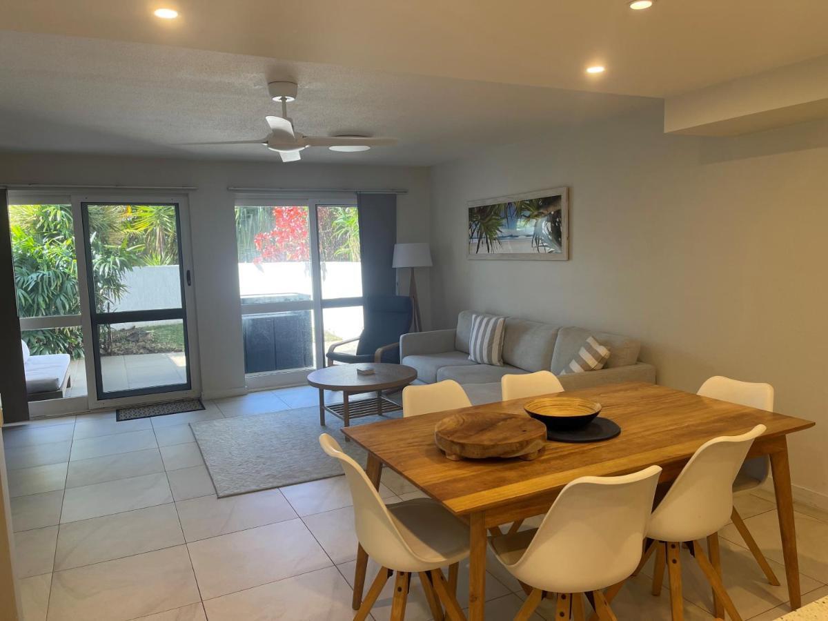 Camargue Beachfront Apartments Maroochydore Kültér fotó