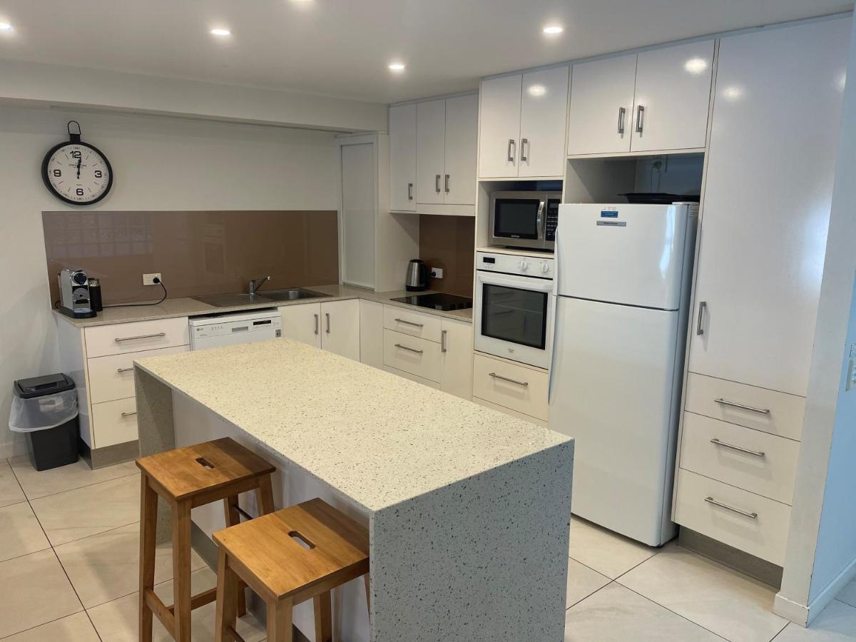 Camargue Beachfront Apartments Maroochydore Kültér fotó