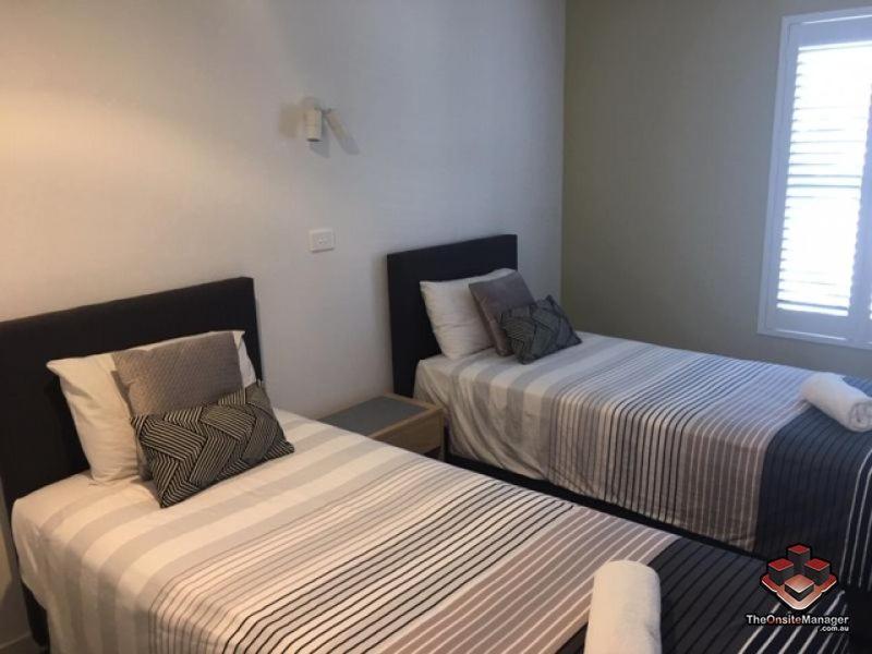 Camargue Beachfront Apartments Maroochydore Kültér fotó