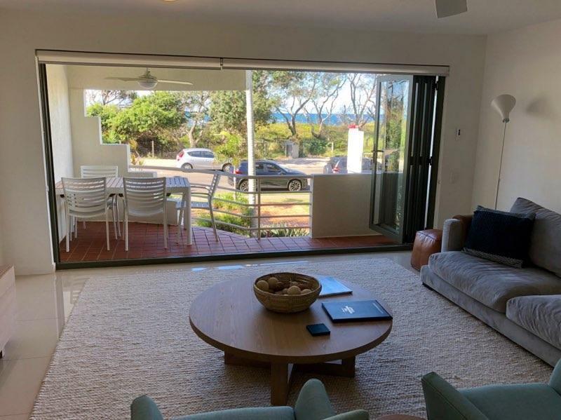 Camargue Beachfront Apartments Maroochydore Kültér fotó