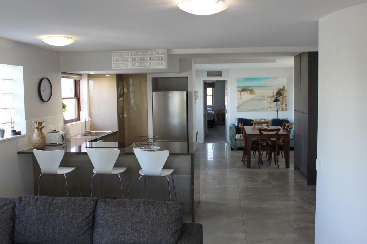 Camargue Beachfront Apartments Maroochydore Kültér fotó